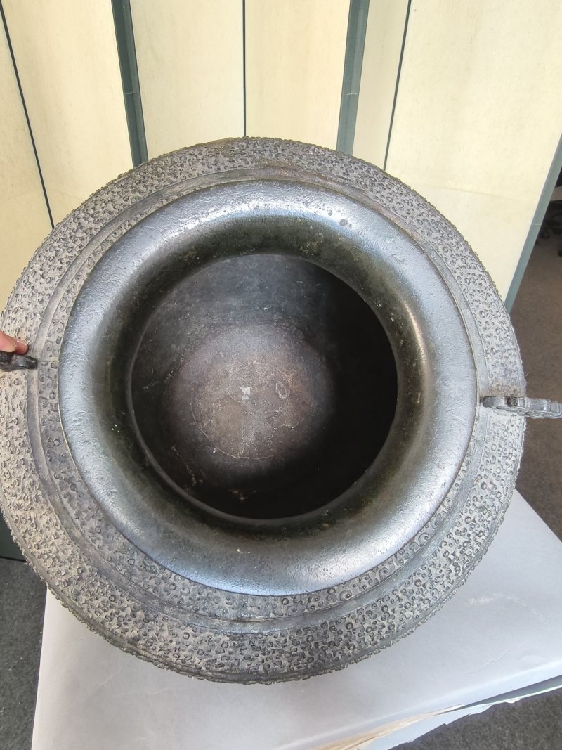 An archaic bronze vessel 'ling' - 图20