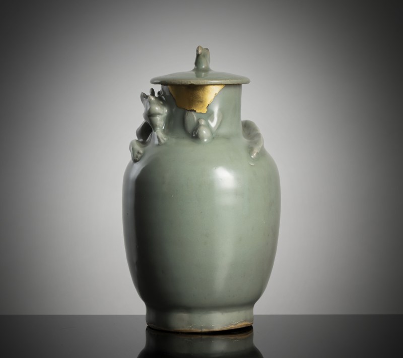 A Longquan celadon dragon jar and cover - 图2