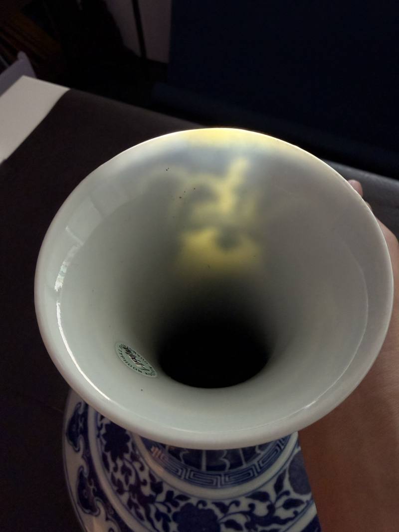 清光绪 青花缠枝莲纹赏瓶 - 图23