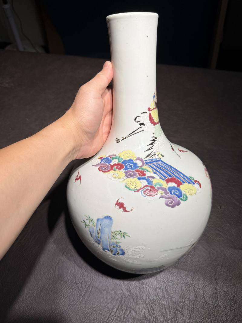 清雍正 粉彩八仙祝寿图天球瓶 - 图5