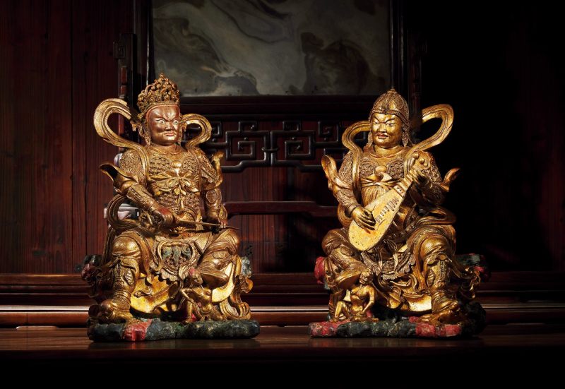 明·夹贮金漆东方持国天王与南方增长天王