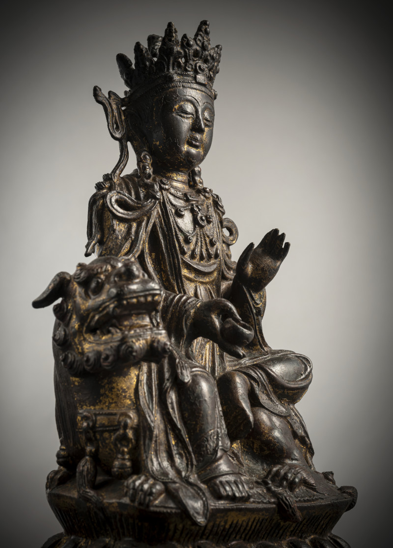 A BRONZE FIGURE OF GUANYIN - 图3