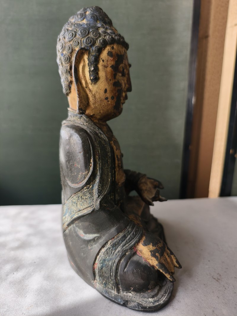 A part-gilt bronze of Buddha Shakyamuni in the meditation seat - 图6