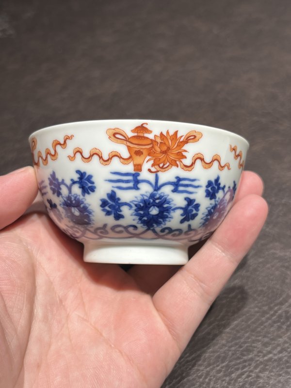 清道光 “嶰竹造”青花矾红莲托八宝茶圆一对 - 图14
