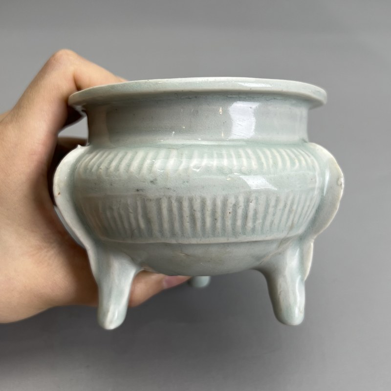 明代 青白釉鬲式炉 - 图14