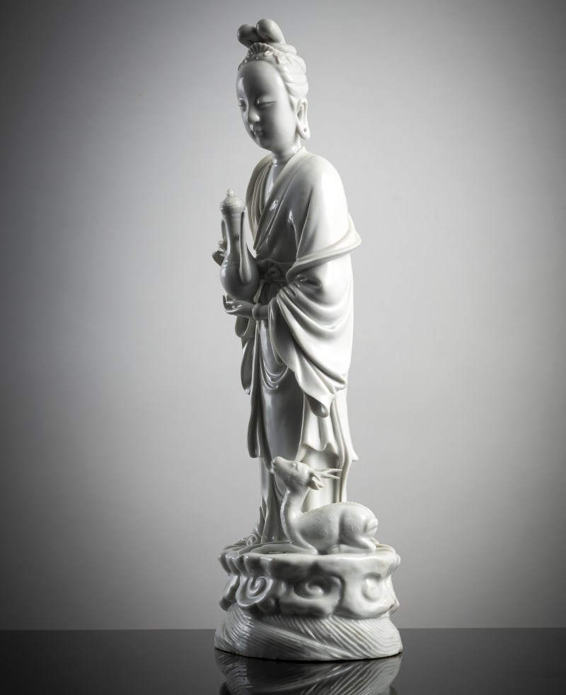 A Dehua figurine of an immortal with a deer and a jug - 图4