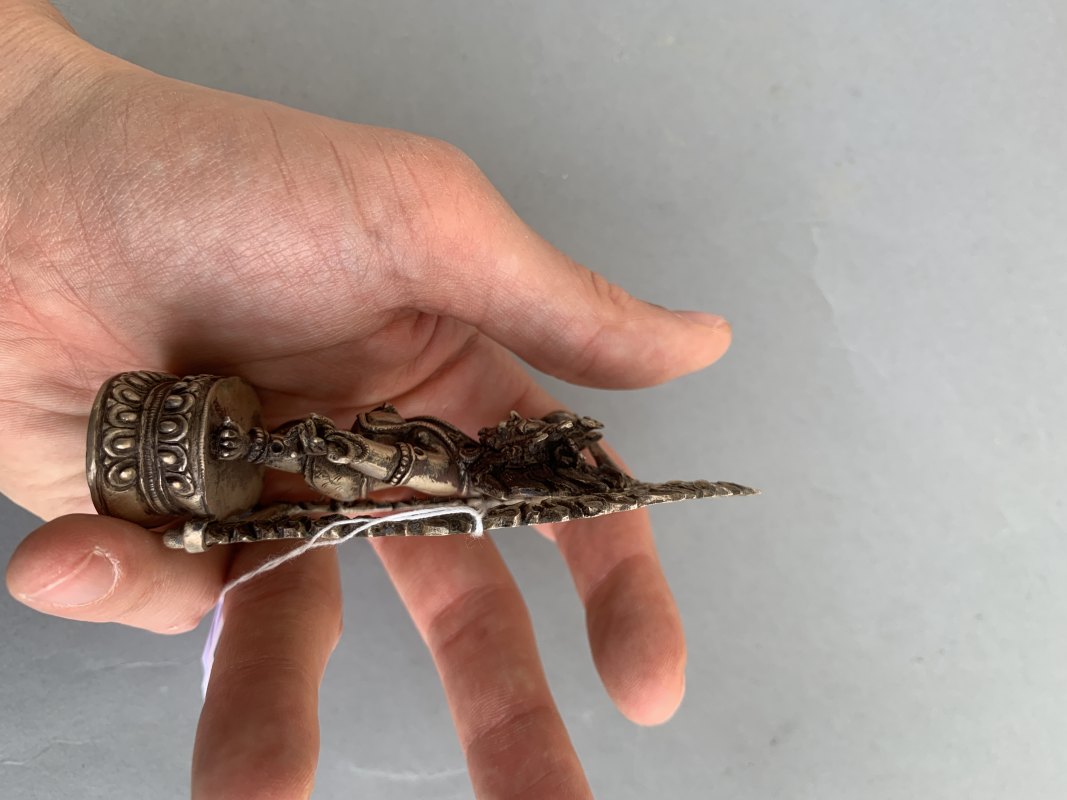 A SILVER FIGURE OF ACALA - 图7