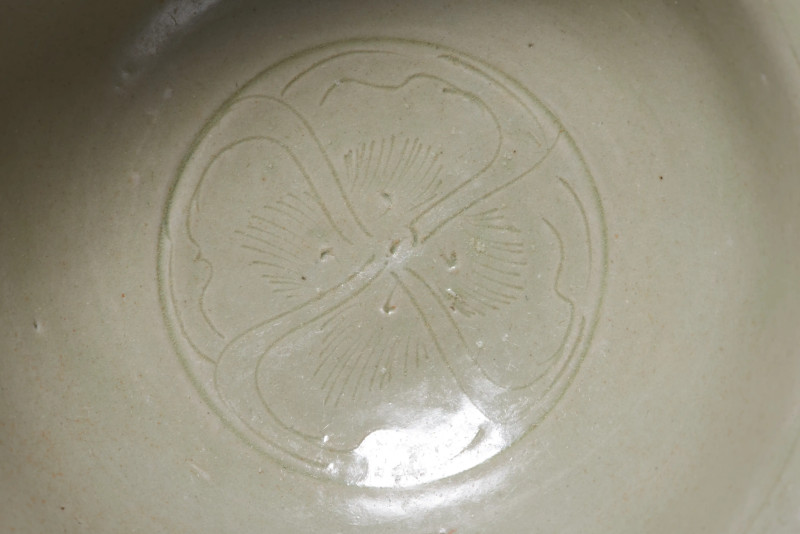 明代 青釉高足大碗 - 图6