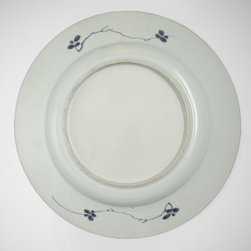 A fine and large 'Doucai' plate with mandarin ducks in a pond - 图3