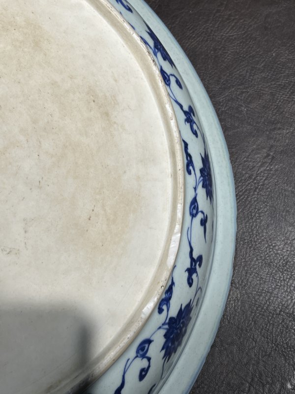 清雍正 仿永乐青花缠枝莲纹折沿大盘 - 图31