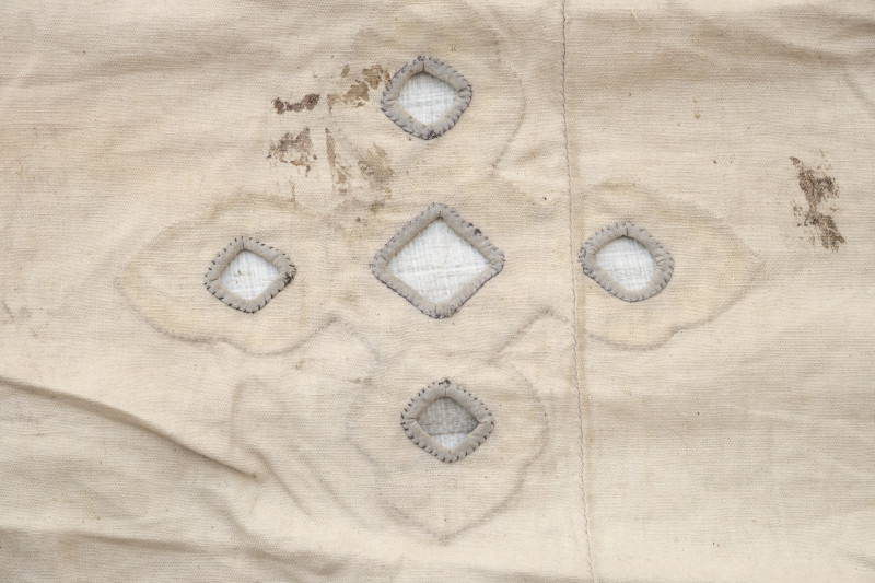 A LARGE APPLIQUÉ COTTON TENT - 图11