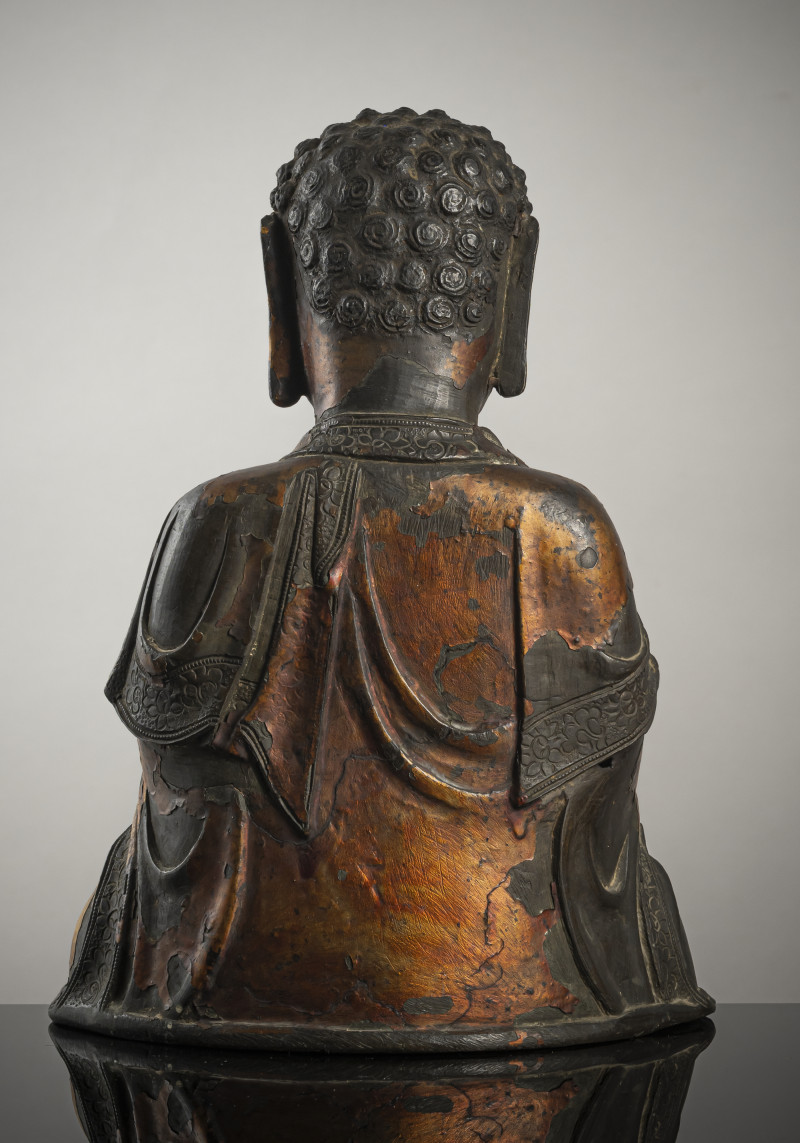 A bronze figure of seated Buddha Shakyamuni - 图2