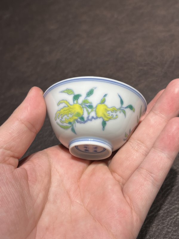 清雍正 斗彩三多纹酒圆 - 图8
