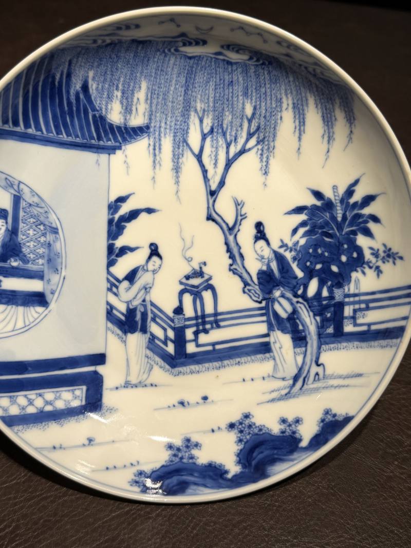 清雍正 安窑青花“西厢记”人物故事图盘 - 图10