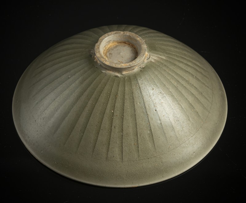 A finely carved 'Yaozhou' celadon lotus bowl - 图3