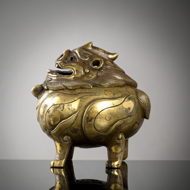 A small gold-splashed bronze censer in the shape of a Luduan - 图2