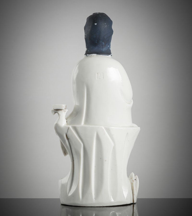 A dehua figure of a Guanyin and child - 图3