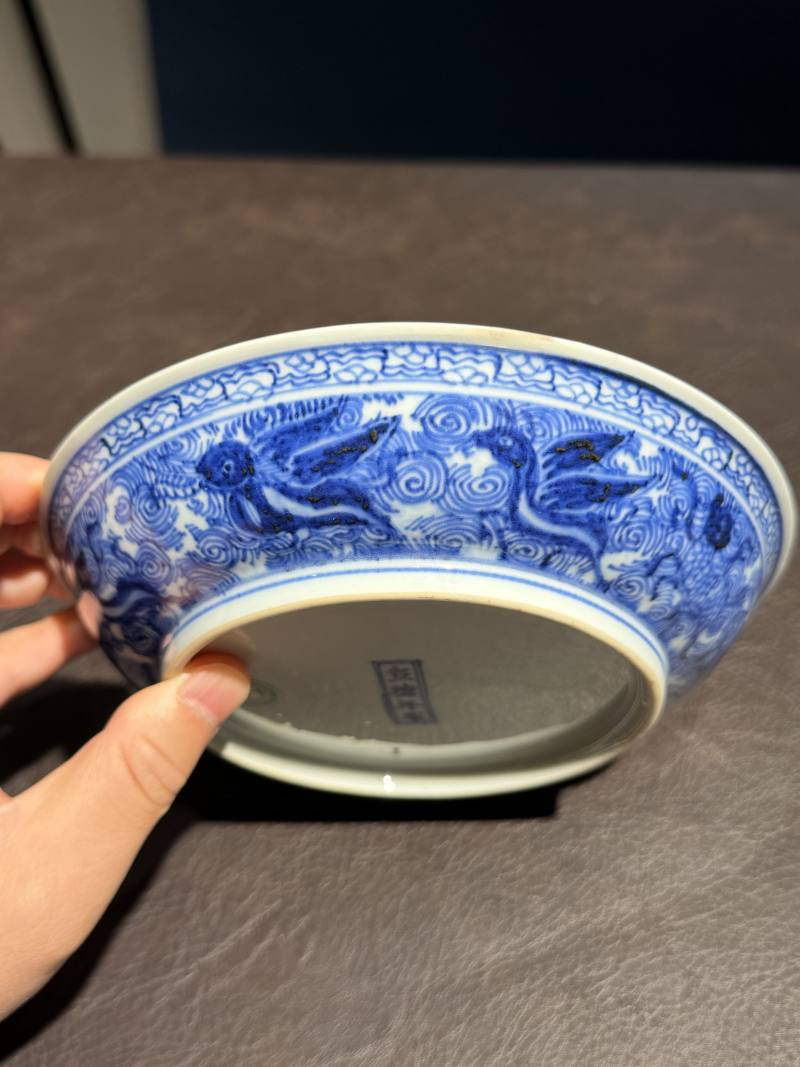 清康熙 仿宣德青花海水瑞兽纹盘 - 图11
