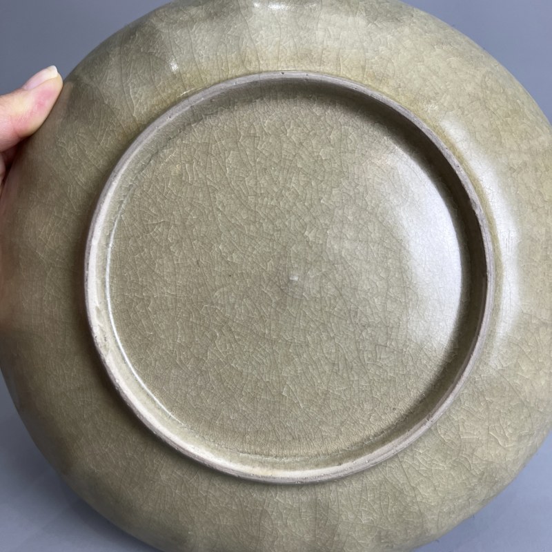 明代 龙泉窑米黄釉大盘 - 图17