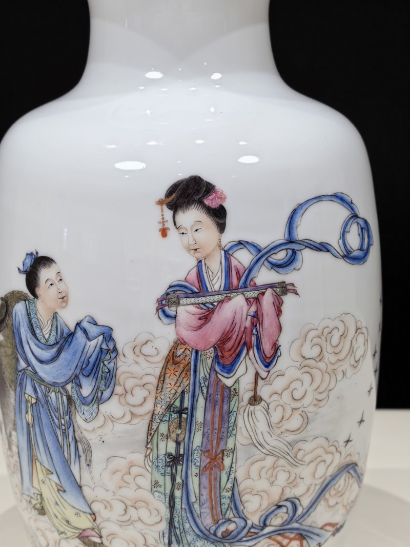 民国 粉彩牛郎织女图灯笼瓶 - 图6
