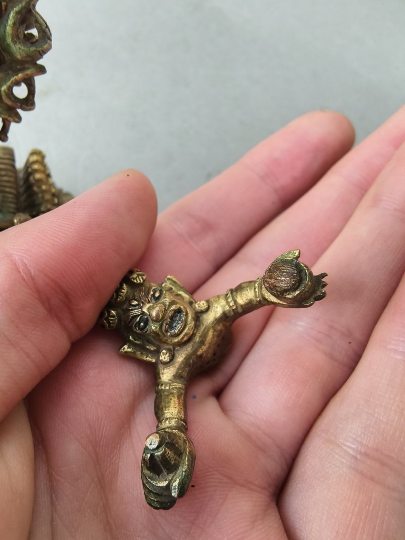 A GILT-BRONZE FIGURE OF VAJRABHAIRAVA - 图17