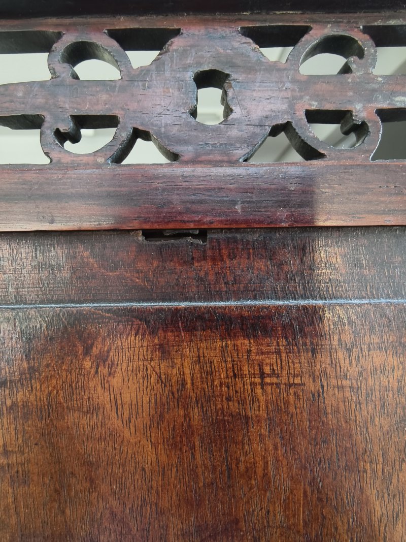 A fine carved Duan stone panel mounted as table screen - 图19