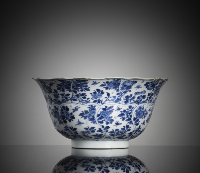 A floriform blue and white porcelain bowl - 图5
