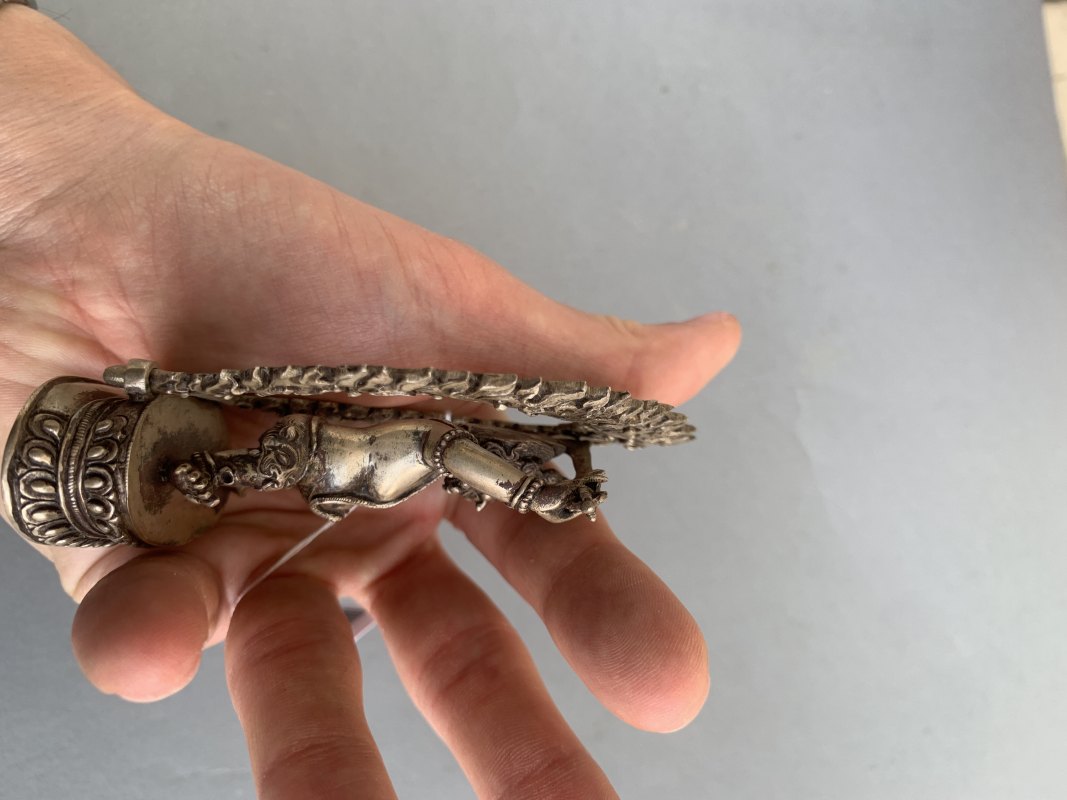 A SILVER FIGURE OF ACALA - 图9