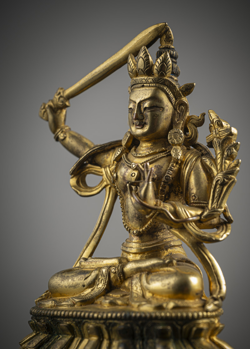 A GILT-BRONZE FIGURE OF MANJUSHRI - 图4