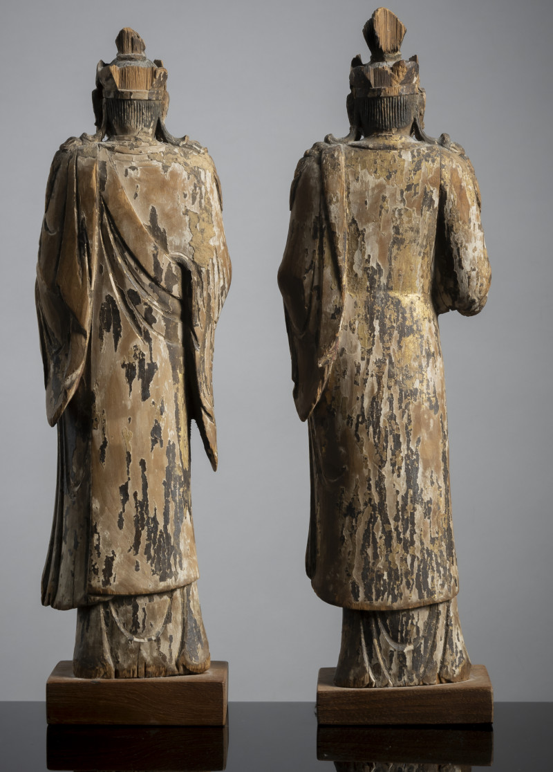 TWO WOOD FIGURES OF BODHISATTVAS - 图2