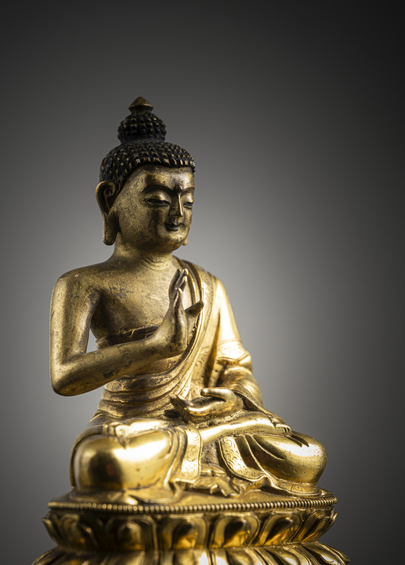 A PART-GILT BRONZE FIGURE OF BUDDHA SHAKYAMUNI - 图5