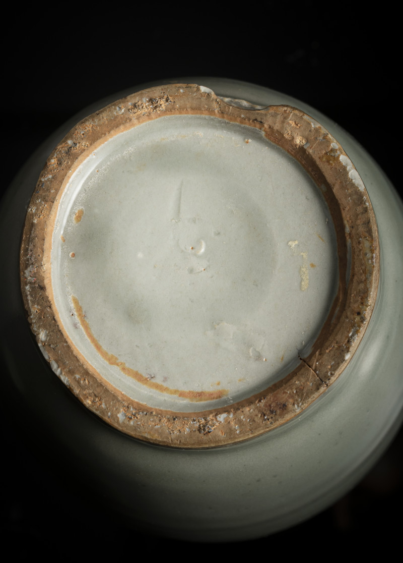 A Longquan celadon dragon jar and cover - 图5