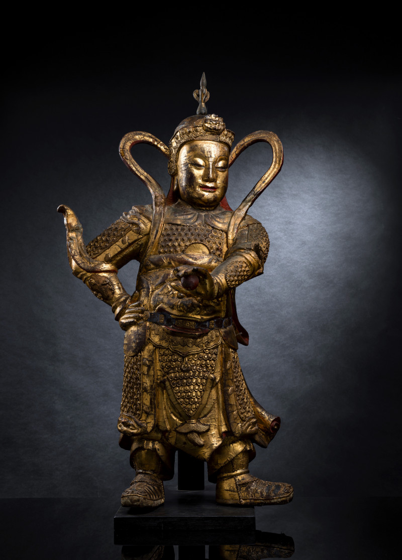 A LARGE GILT-LACQUERED WOOD FIGURE OF WEITUO - 图7