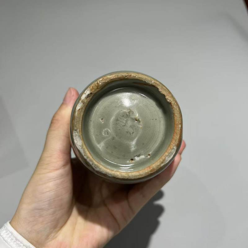 明代 龙泉窑青釉双耳挂环瓶 - 图6
