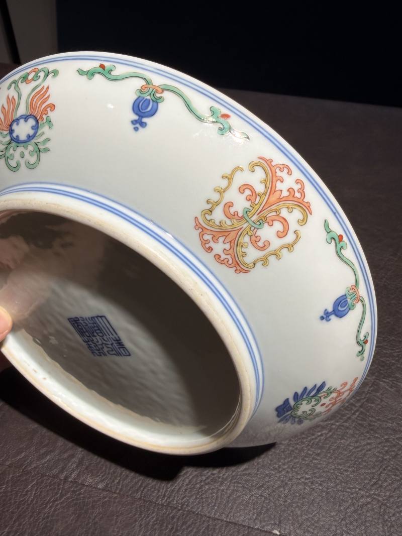 清道光 斗彩忍冬纹盘 - 图13
