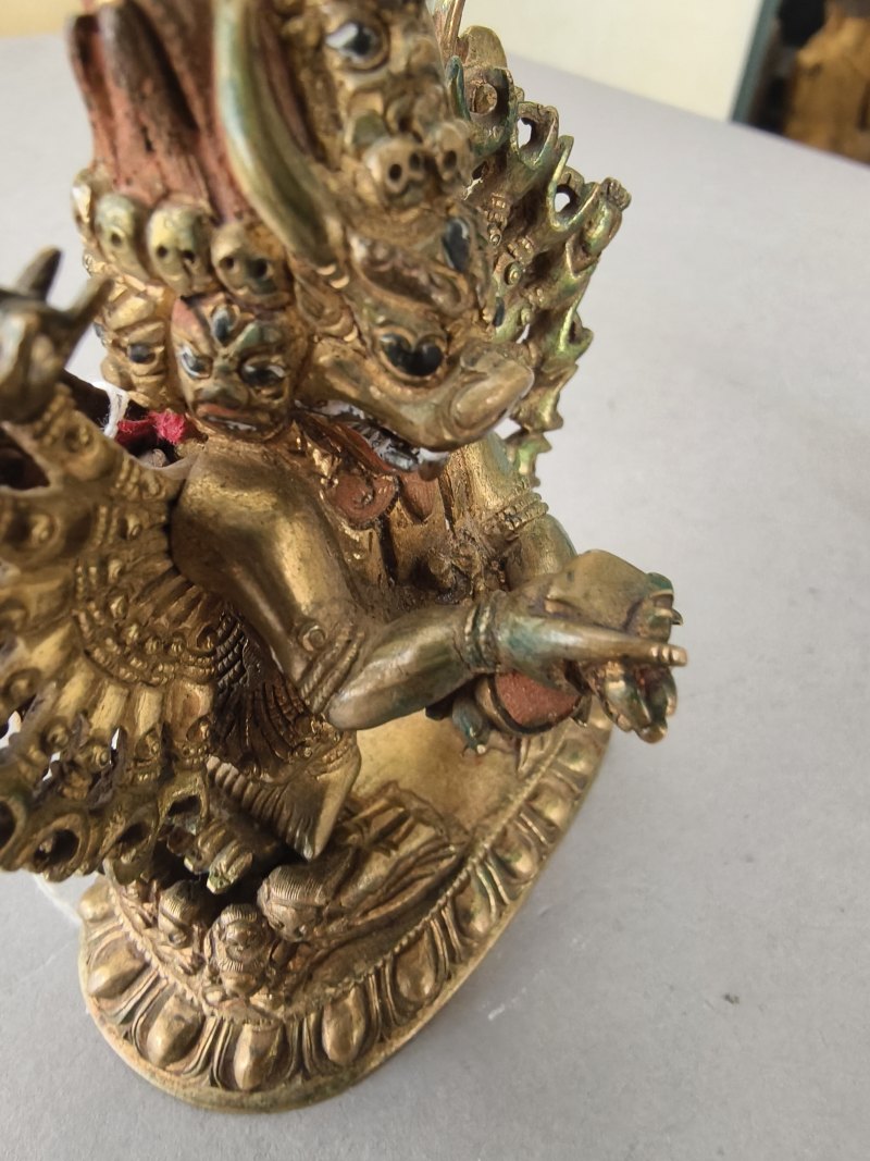 A GILT-BRONZE FIGURE OF VAJRABHAIRAVA - 图12