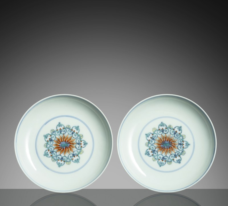 A pair of fine and rare imperial 'double lotus'' doucai' dishes