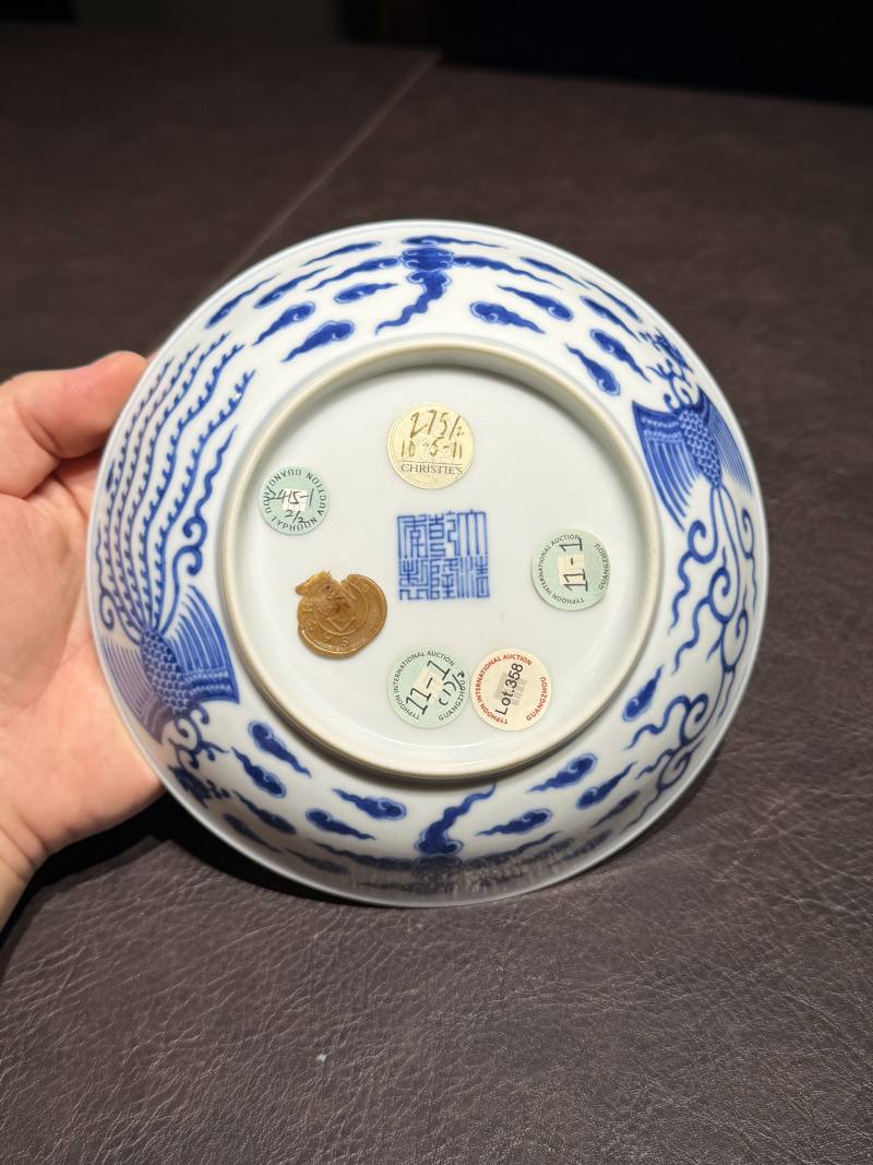 清乾隆 青花对头凤纹盘一对 - 图25