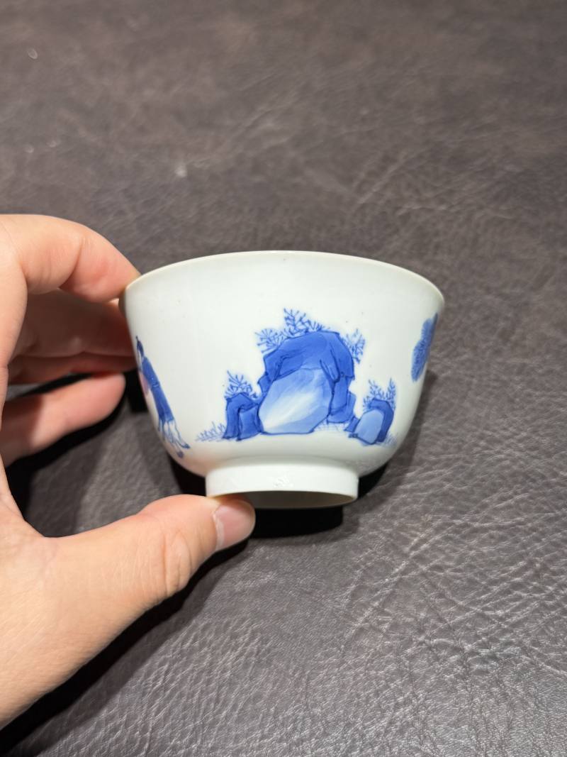 清康熙 青花松下高仕醉酒图茶圆 - 图7