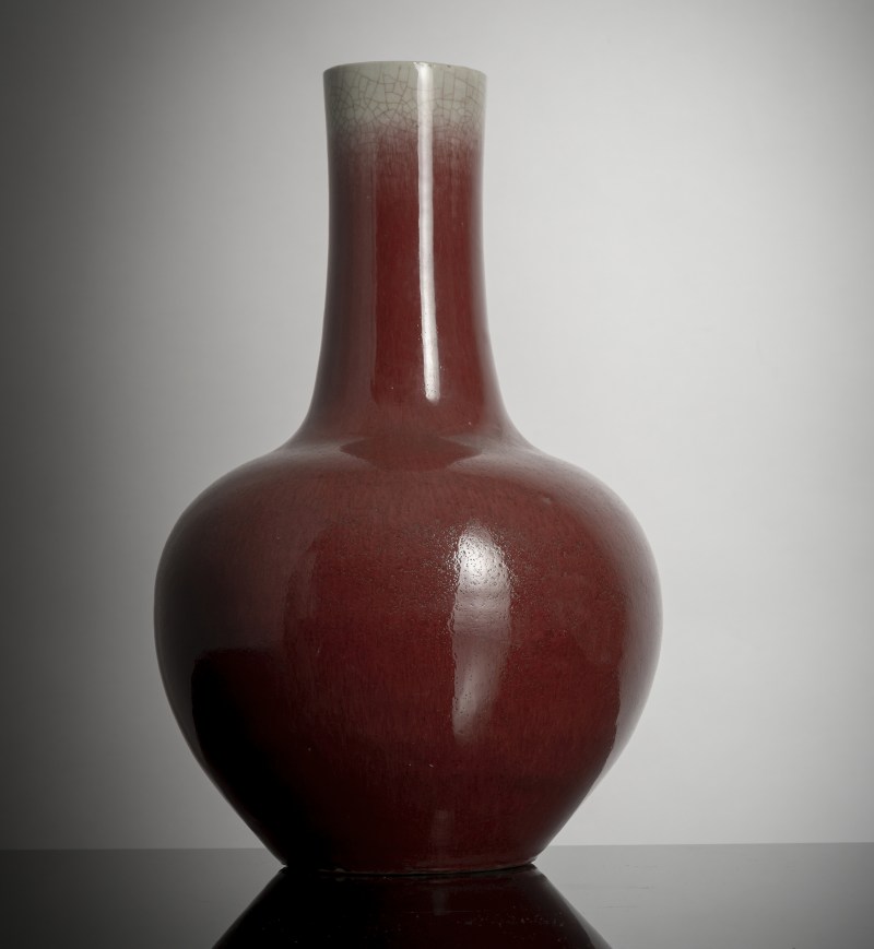 A copper-red glazed porcelain bottle vase 'tianqiuping' - 图3