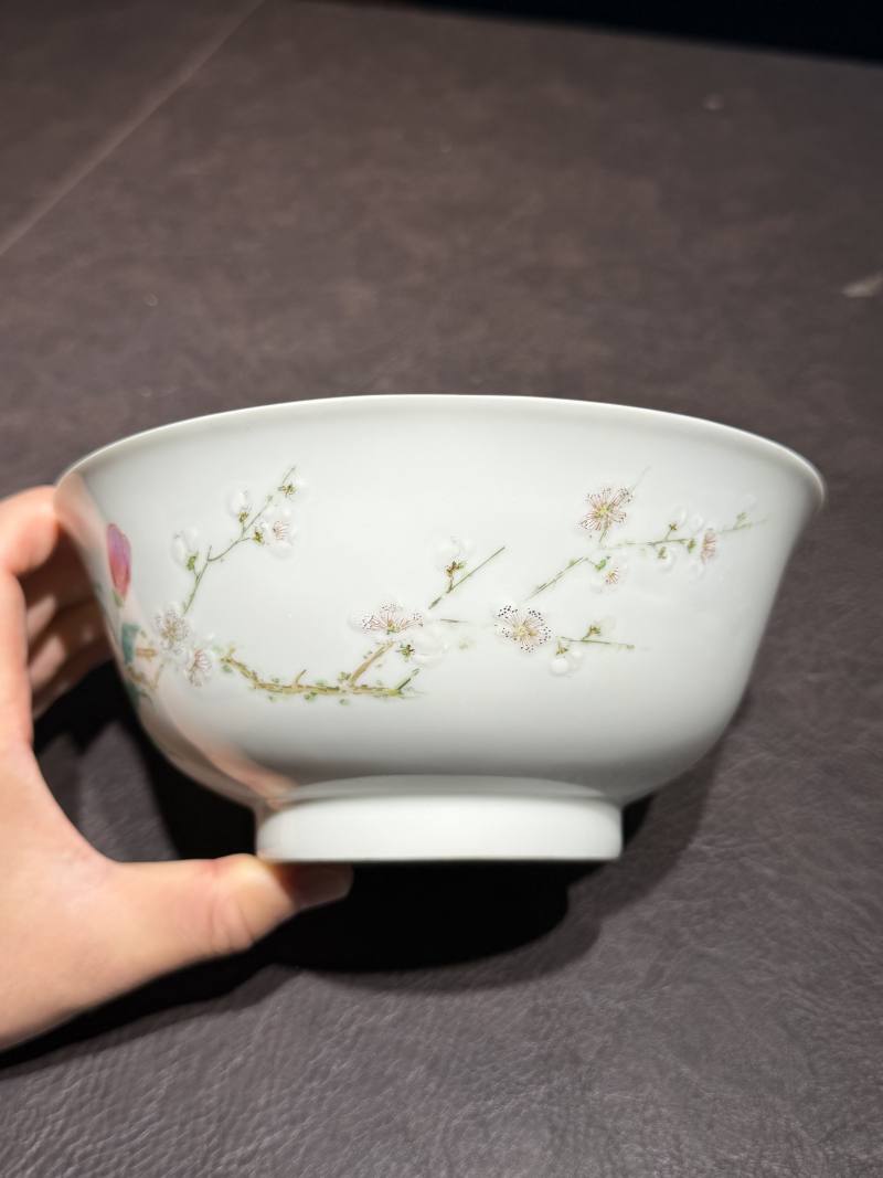 清雍正 粉彩蝶恋花纹碗 - 图4