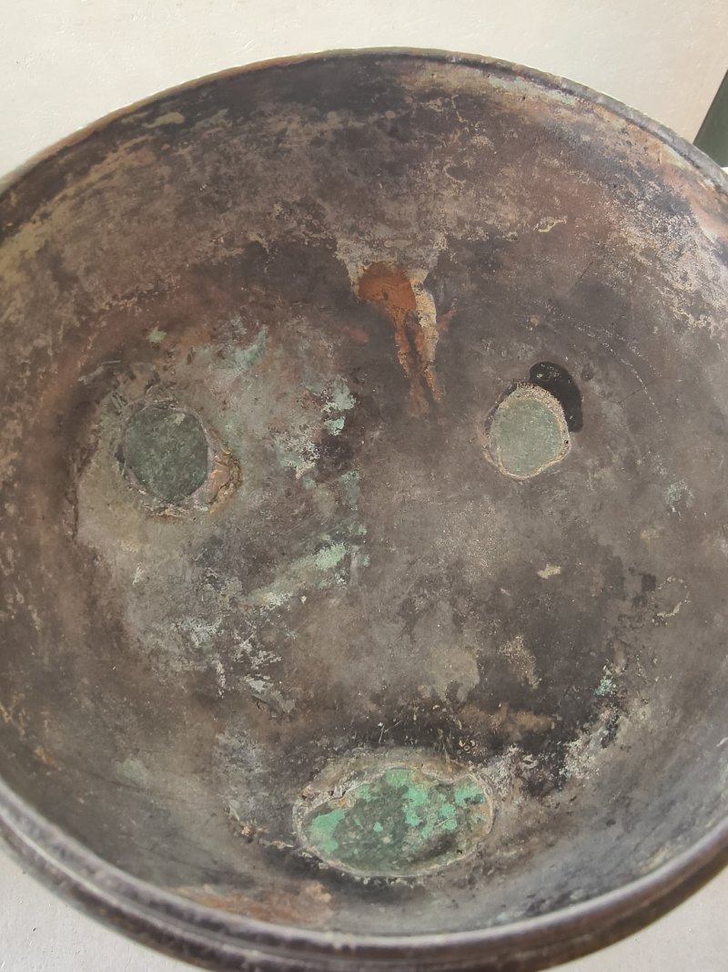 Three-legged bronze food vessel "ding" type - 图8