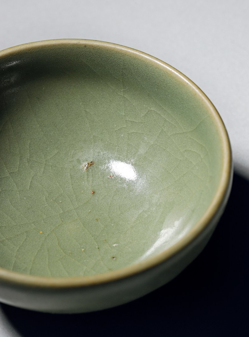 明代 青釉敛口杯 - 图3