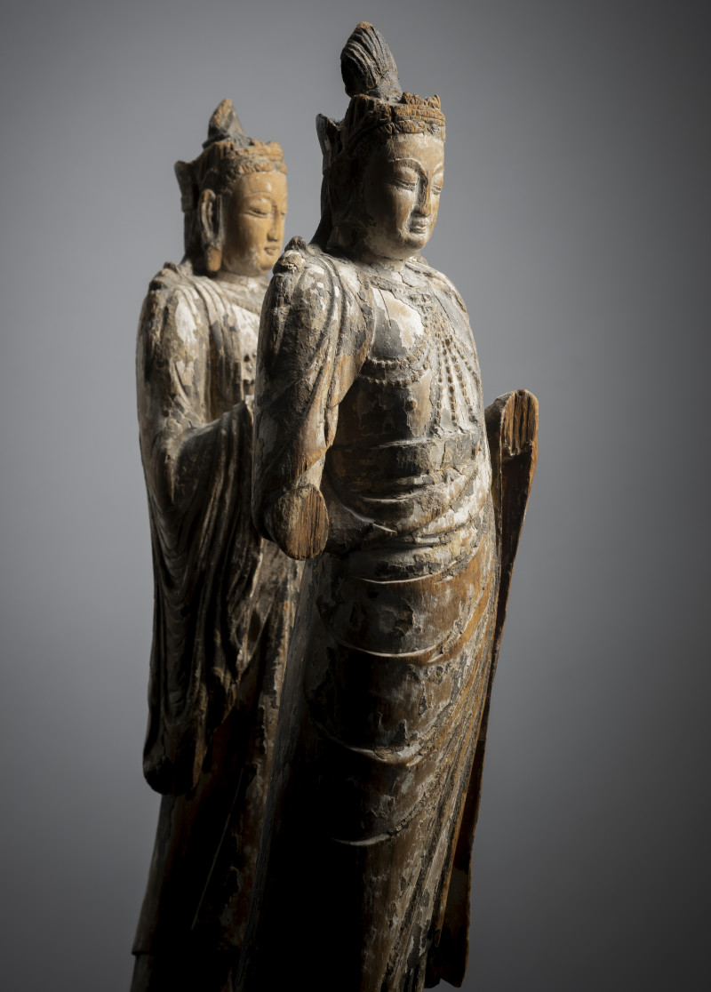 TWO WOOD FIGURES OF BODHISATTVAS - 图3