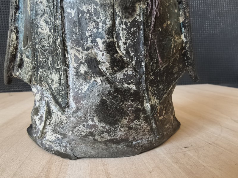 A part-gilt bronze of seated Guanyin - 图6