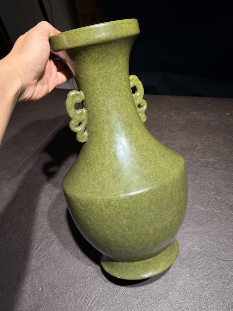 清乾隆 茶叶末釉双龙耳盘口尊 - 图6