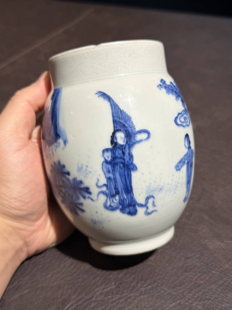 明崇祯 青花“宫妃图”莲子罐 - 图3