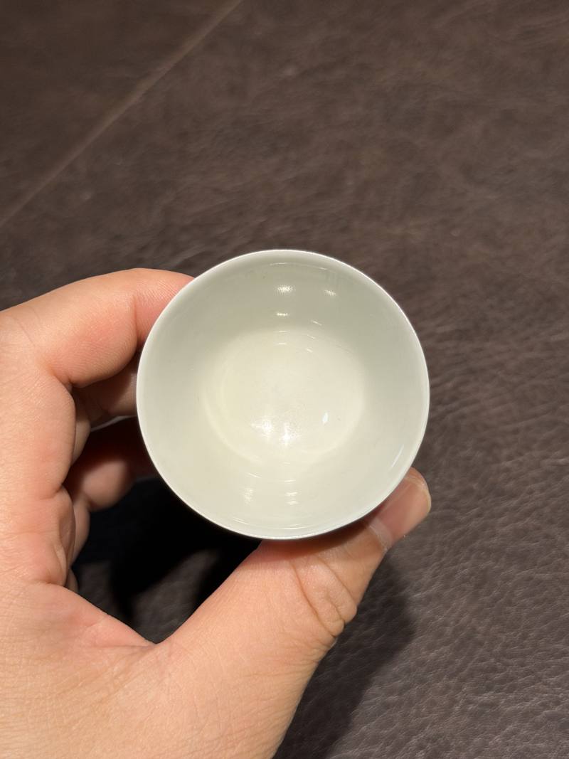 明成化 斗彩缠枝莲纹高足杯 - 图9