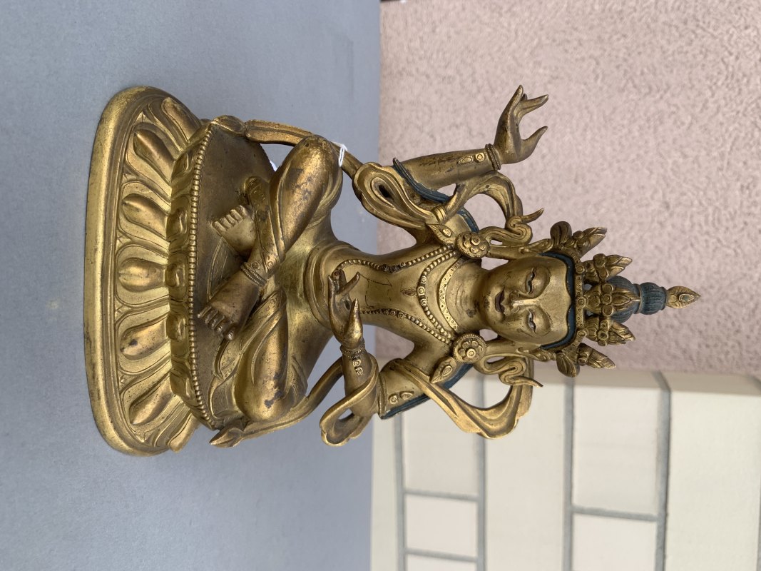 A gilt-bronze figure of a Bodhisattva - 图6