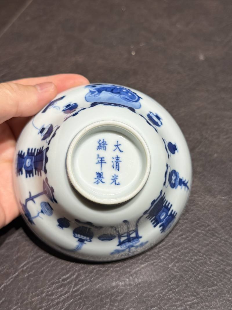 清光绪 青花清供图折腰杯一对 - 图23